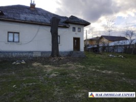 casa-7-camere-teren-de-3300-mp-de-vanzare-domnesti-arges-1