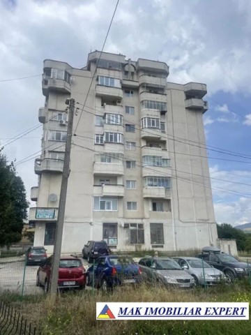 apartament-4-cam-cf-1-et-7-central-campulung-muscel-arges-10