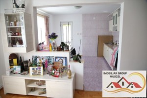 vanzare-vila-deosebita-asezata-intr-o-zona-linistita-cu-o-suprafata-de-teren-1192-mp-la-pretul-de-370000-euro-negociabil-14