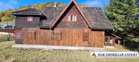 cabana-lemn-7-cam-teren-2000-mp-ciocanu-dambovicioara-arges-3