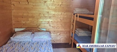 vand-cabana-lemn-4-camere-teren-1000-mp-bradulet-arges-6