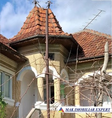 casa-4-camere-teren-5000-mp-de-vanzare-in-cetateni-arges-1