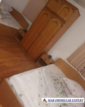 vand-pensiune-9-camere-teren-1800-mp-bradulet-arges-4