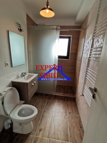 vand-apartament-2-camere-decomandatrenovatzona-selimbar-5