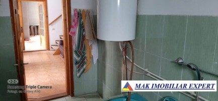 vila-5-camere-teren-1600-mp-de-vanzare-in-leresti-arges-22