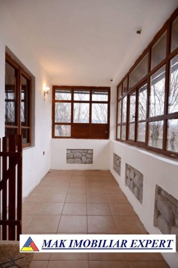 vila-tip-conac-4-camere-teren1366-mp-in-curtea-de-arges-ag-15