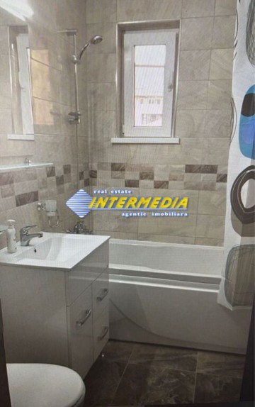 apartament-2-camere-mare-centru-central-bloc-caramida-foste-proprietati-renovat-finisat-si-mobilat-9