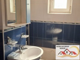 inchiriere-apartament-cu-3-camere-decomandat-la-etaj-1-in-suprafata-de-74-mp-in-campulung-cartier-grui-la-pretul-de-1700-lei-luna-13