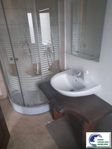 busteni-apartament-cu-trei-camere-situat-in-vilaparter-1