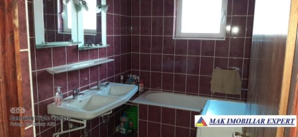 vila-8-camere-teren-1044-mp-de-vanzare-bughea-de-sus-arges-47