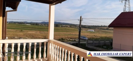 vila-8-camere-teren-1044-mp-de-vanzare-bughea-de-sus-arges-58