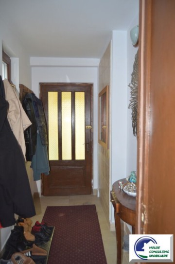 busteni-apartament-cu-trei-camere-situat-in-vilaparter-9