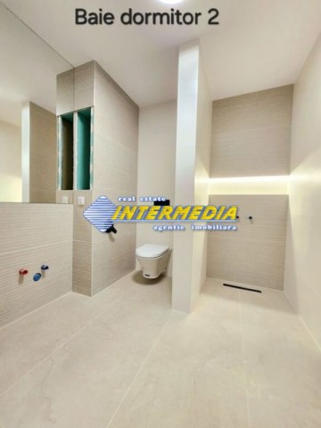 casa-noua-de-vanzare-cu-4-camere-3-bai-finisata-la-cheie-sau-la-gri-in-alba-iulia-cetate-2