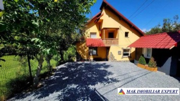 cabana-5-camere-teren-376-mp-in-valea-cheii-dambovicioara-ag