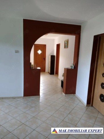 vand-vila-4-camere-teren-552-mp-in-balilesti-arges-5