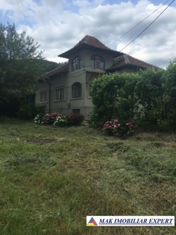 casa-la-tara-4-camere-teren-balilesti-arges-1