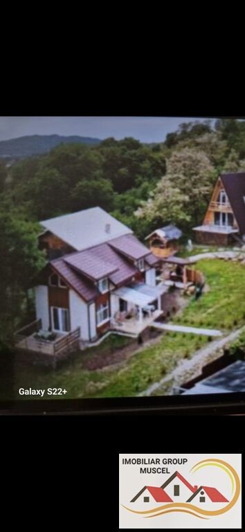 vanzare-apartament-cu-2camere-confort-1-decomandat-la-etaj-2-in-centrul-campulung-pret-65000-euro-negociabil-apartament-este-termoizolatii-19