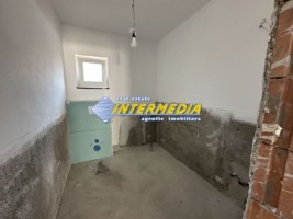 special-casa-noua-pe-un-nivel-alba-micesti-424-mp-teren-finisata-si-racordata-la-toate-utilitatile-4