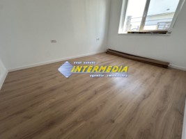 casa-frumoasa-pe-un-nivel-finisata-la-cheie-alba-iulia-cu-435-mp-teren-si-toate-utilitatiile-11