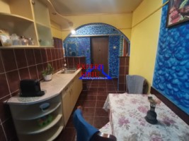 apartament-2-camere-decomandat-renovatzona-centrala-7