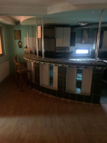 enachita-vacarescu-casa-pm-2005-teren-271mp-145000-euro-2