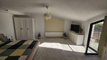 ghighiu-vila-2011-pe-teren-988-mp-290000-euro-14