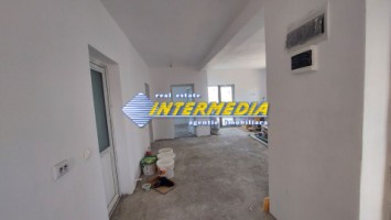 casa-noua-pe-450-mp-teren-si-toate-utilitatiile