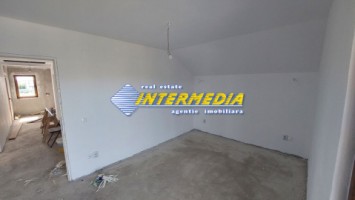 casa-noua-pe-450-mp-teren-si-toate-utilitatiile-9