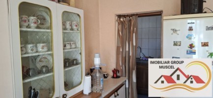 vanzare-vila-deosebita-cu-demisol-parter-etaj-cu-doua-terase-si-un-balcon-la-pretul-de-142000-euro-negociabil-in-campulung-11
