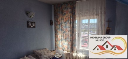 vanzare-vila-deosebita-cu-demisol-parter-etaj-cu-doua-terase-si-un-balcon-la-pretul-de-142000-euro-negociabil-in-campulung-16