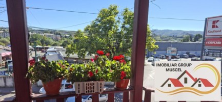 vanzare-vila-deosebita-cu-demisol-parter-etaj-cu-doua-terase-si-un-balcon-la-pretul-de-142000-euro-negociabil-in-campulung-24