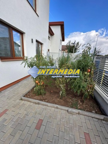 inchiriere-casa-noua-cetate-curte-finisata-mobilata-complet-13