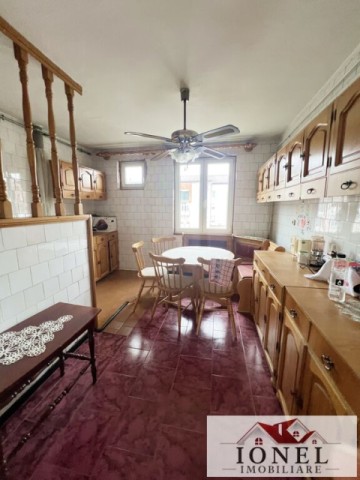apartament-patru-camere-de-vanzare-in-sebes-5