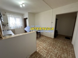 inchiriere-apartament-2-camere-50-mp-bucatarie-mare-balcon-mobilat-utilat-complet-4