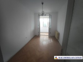 apartament-3-camere-cf-1-et-3-in-centru-campulung-arges-3