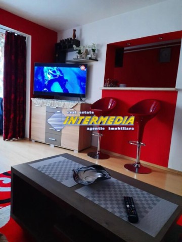 vanzare-apartament-3-camere-decomandat-cetate-closca-etaj-1-mobilat-1