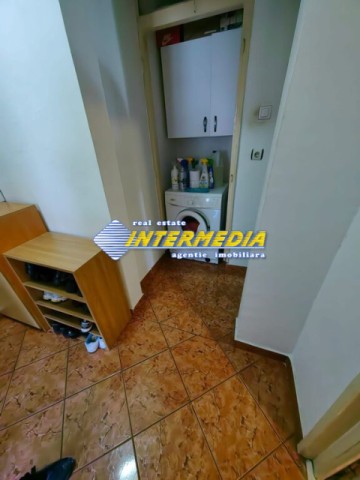 de-vanzare-apartament-3-camere-decomandat-etaj-1-cetate-zona-mercur-11