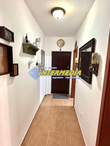de-inchiriat-apartament-2-camere-mare-bloc-nou-dresing-camara-centru-ultracentral-41