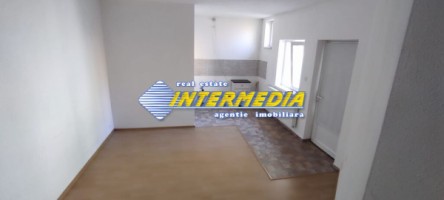 casa-noua-de-inchiriat-in-alba-iulia-zona-centru-8