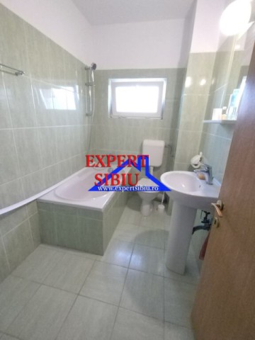 inchiriez-apartament-2-camere-constructie-noua-zona-strand-ii-6