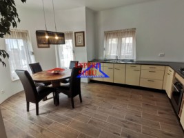 inchiriez-casa-individuala-4-camererenovatacu-garajzona-selimbar-3