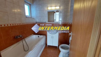 apartament-3-camere-si-garaj-in-vila-finisat-4