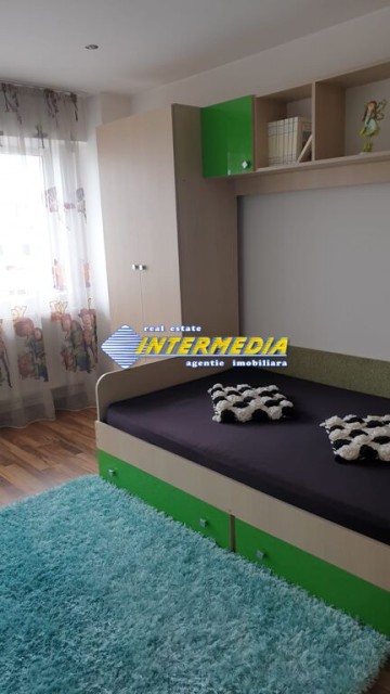 apartament-4-camere-de-inchiriat-alba-iulia-centru-cu-scara-interioara-6