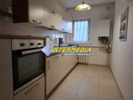 apartament-2-camere-inchiriere-balcon-16-m-cetate-m-uri-vedere-parc-cetate-catedrala-mobilat-si-utilat-complet-9