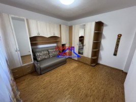 inchiriez-apartament-3-camererecent-renovatzona-turnisor-8