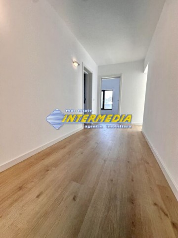 casa-noua-de-vanzare-in-alba-iulia-finisata-la-cheie-cu-380-mp-teren-si-utilitati-2