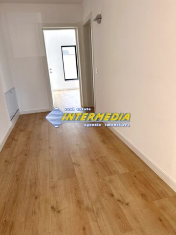 casa-noua-de-vanzare-in-alba-iulia-finisata-la-cheie-cu-380-mp-teren-si-utilitati-18