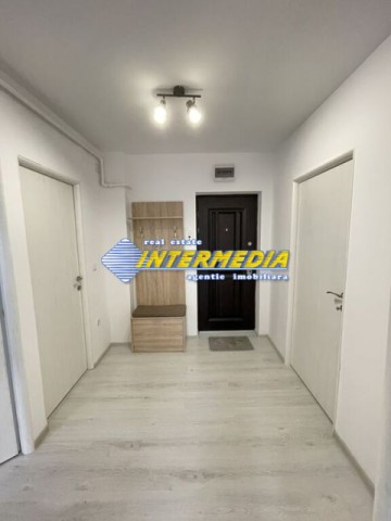 inchiriere-apartament-2-camere-decomandat-cetate-m-uri-etaj-3-vedere-panoramica-1