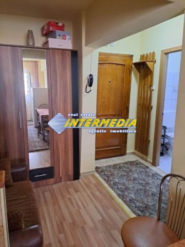 garsoniera-32-mp-de-vanzare-etaj-2-alba-iulia-mobilata-2