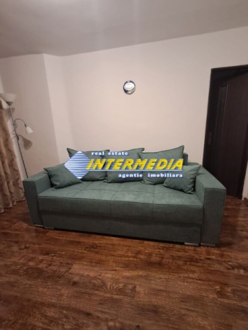 garsoniera-decomandata-de-vanzare-mobilata-si-utilata-cetate-0